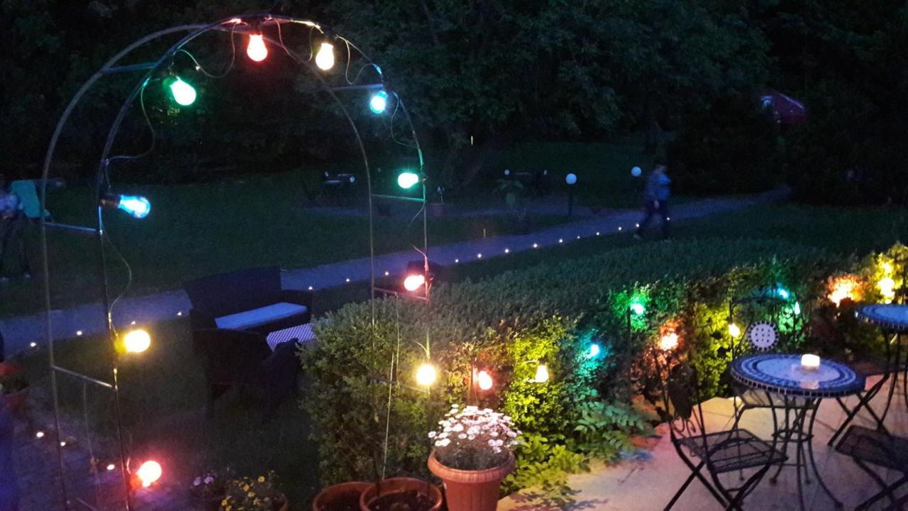 Penzion Pod Orechom Turčianske Teplice Esterno foto